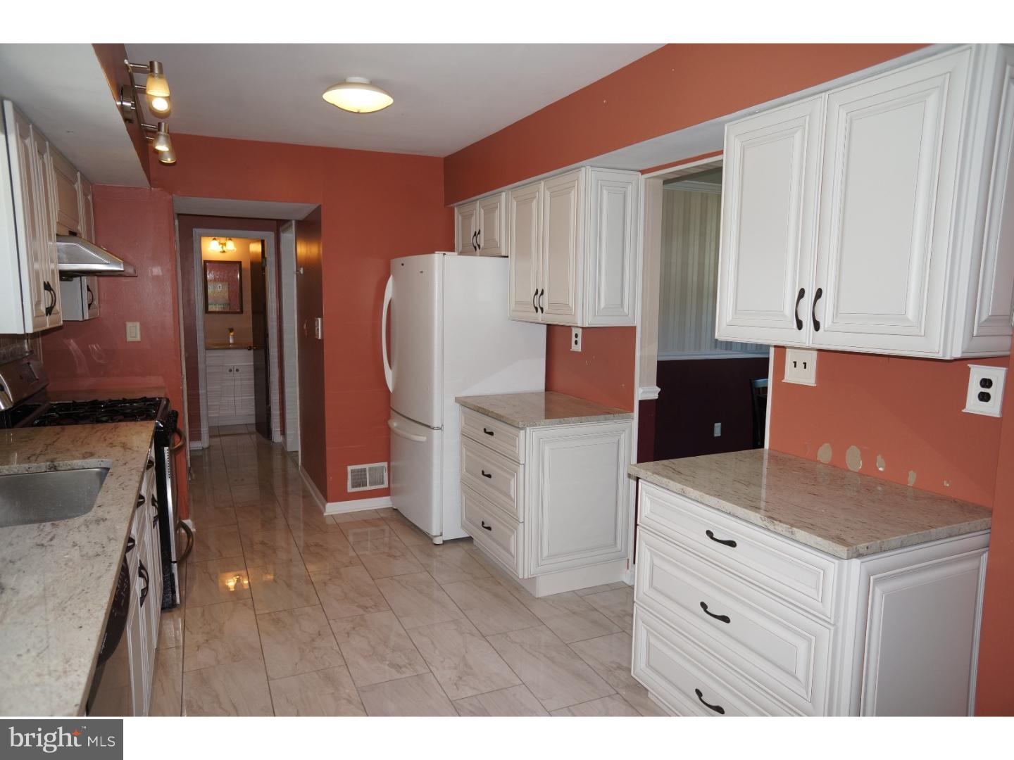 67 Euston Road South Evesham, NJ 08053 - Photo 4 of 17 Kitchen