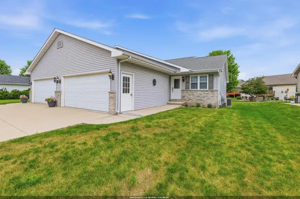 $371,000 | 1333 South Park Avenue, Fond du Lac, WI 54935