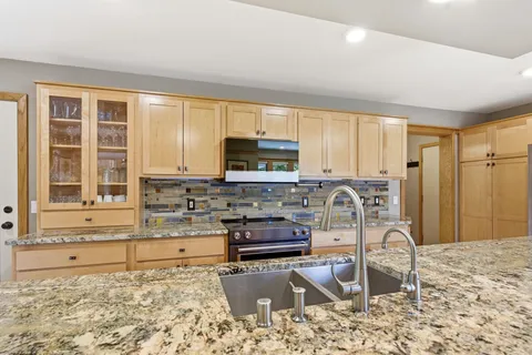$999,000 | 8901 Timber Wolf Trail, Madison, WI 53717