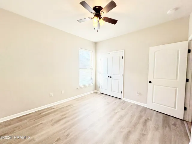 $1,975 | 129 Gray Birch Loop, Youngsville, LA 70592