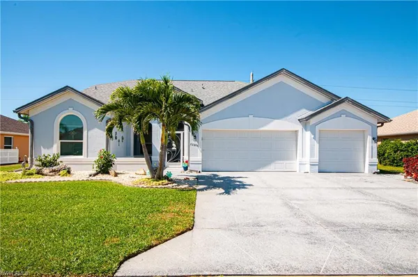 $494,900 | 22806 Snaptail Court, Estero, FL 33928