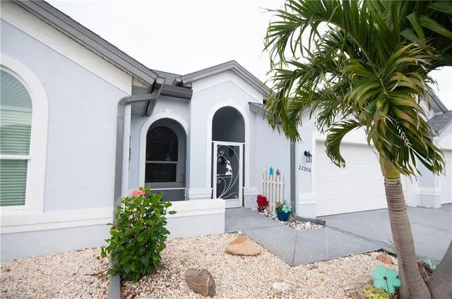 $499,900 | 22806 Snaptail Court, Estero, FL 33928