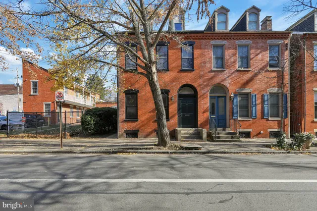 $1,750 | 37 South Lime Street, Unit 1, Lancaster, PA 17602