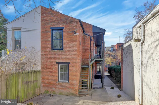 $1,750 | 37 South Lime Street, Unit 1, Lancaster, PA 17602