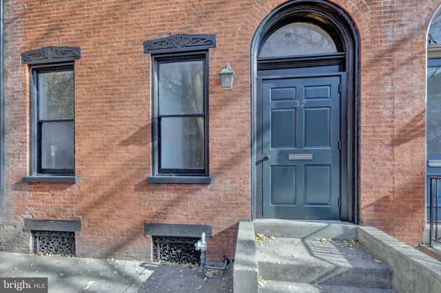 $1,750 | 37 South Lime Street, Unit 1, Lancaster, PA 17602