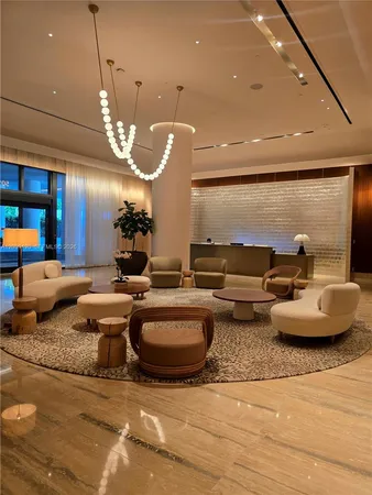 $9,400 | 500 Alton Road, Unit 904, Miami Beach, FL 33139