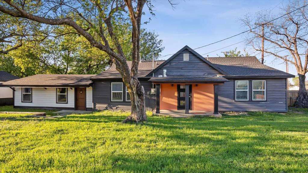 214 North Roberts Rd  