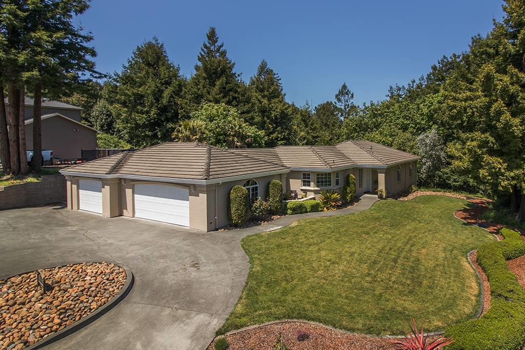 144 Grayland Heights Road Rio Dell, CA 95562 - Photo 2 of 82