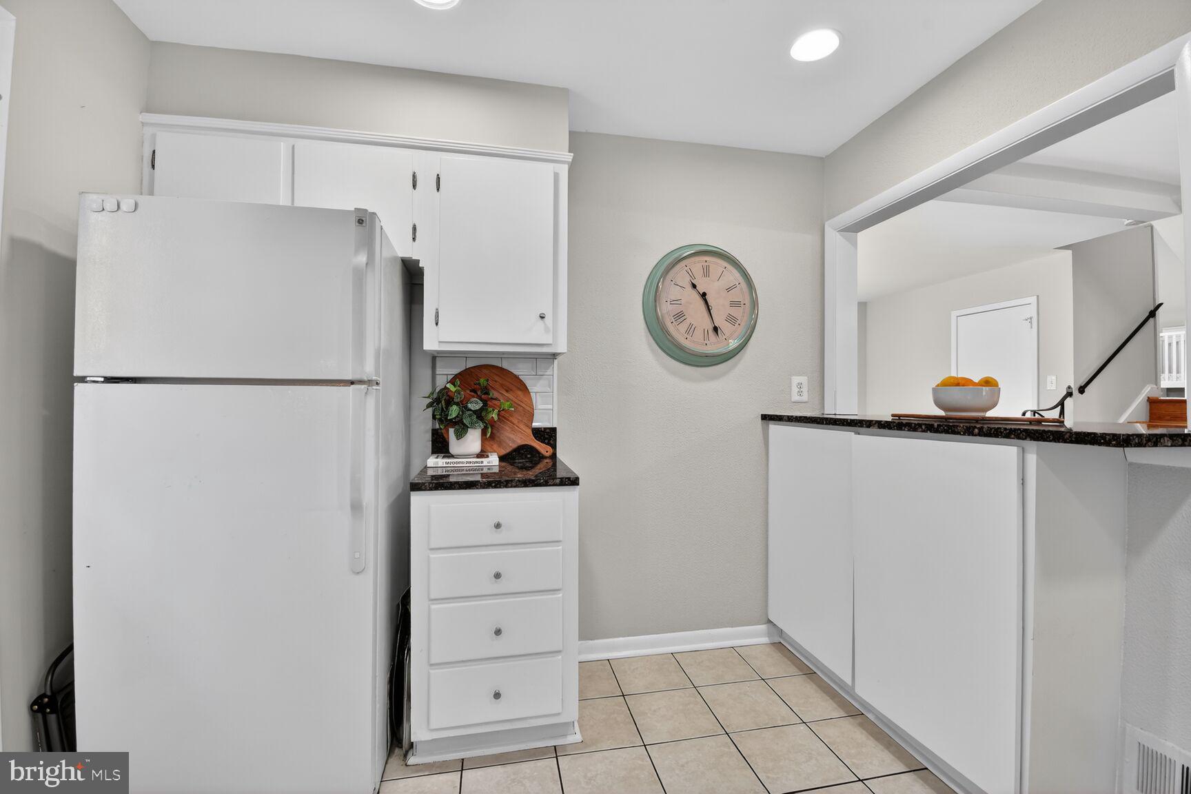 9914 Grayson Avenue Silver Spring, MD 20901 - Photo 10 of 27