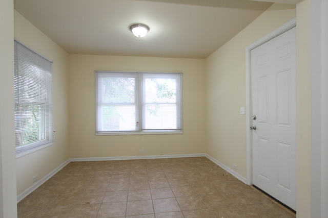 3712 West 85th Place Chicago, IL 60652 - Photo 7 of 20