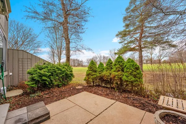 $419,900 | 196 Shoreline Road, Lake Barrington, IL 60010