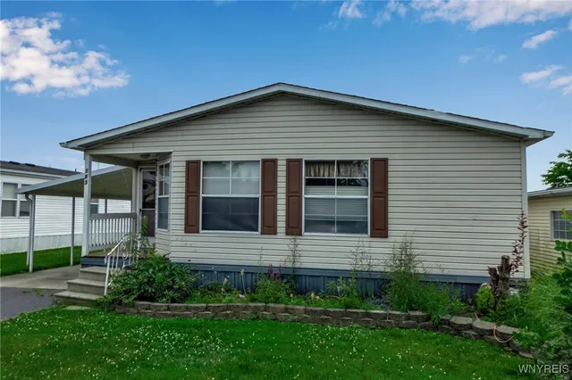 $57,000 | 583 Evergreen Drive, Lockport, NY 14094