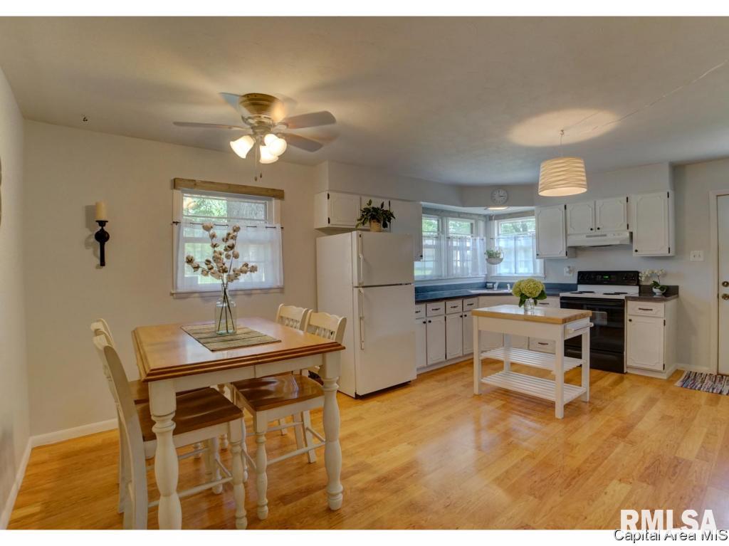 77 Adloff Lane Springfield, IL 62703 - Photo 7 of 30