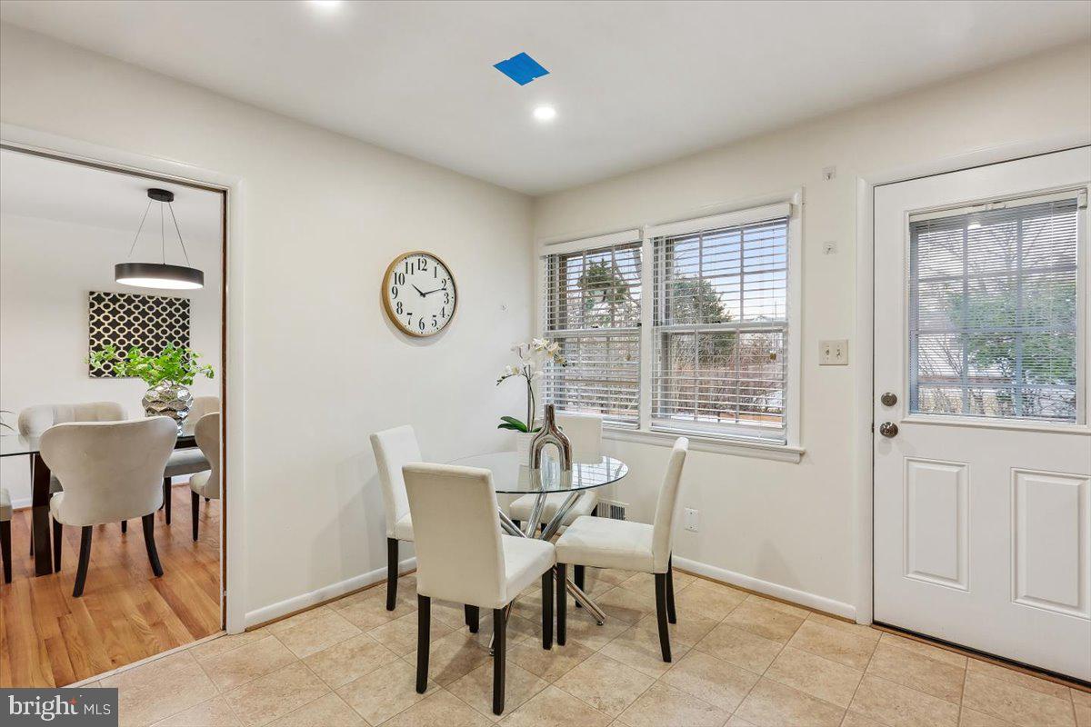 11712 Seven Locks Road Potomac, MD 20854 - Photo 12 of 55