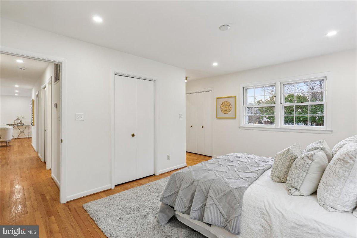 11712 Seven Locks Road Potomac, MD 20854 - Photo 17 of 55