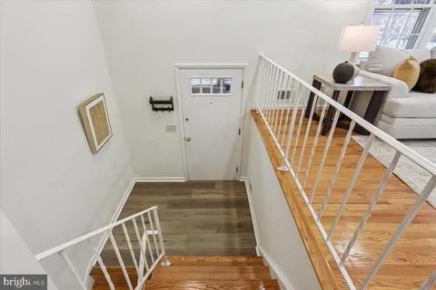 $899,000 | 11712 Seven Locks Road, Potomac, MD 20854