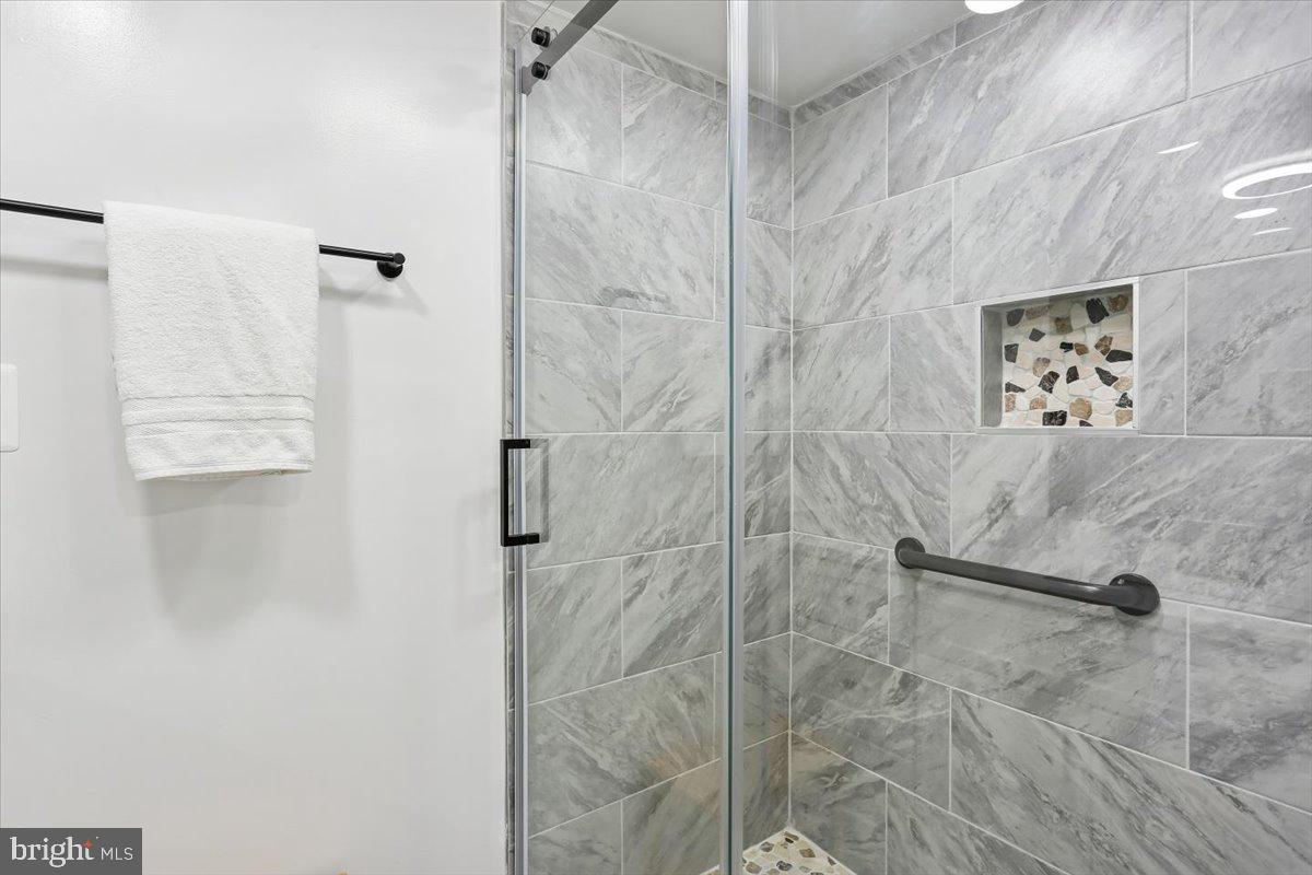 11712 Seven Locks Road Potomac, MD 20854 - Photo 35 of 55