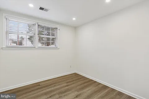 $899,000 | 11712 Seven Locks Road, Potomac, MD 20854