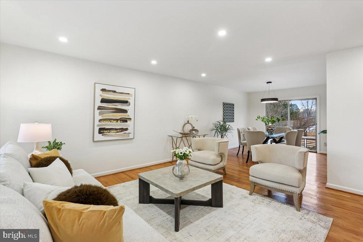 11712 Seven Locks Road Potomac, MD 20854 - Photo 6 of 55