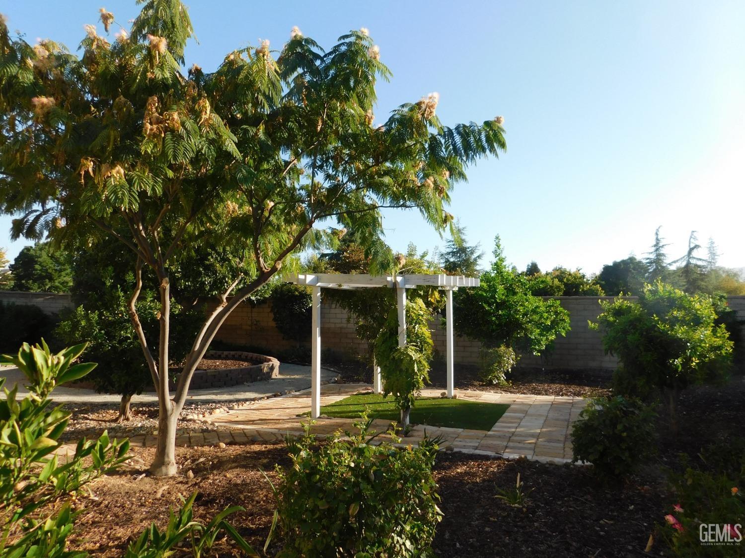 Undisclosed Address Bakersfield, CA 93306 - Photo 37 of 41