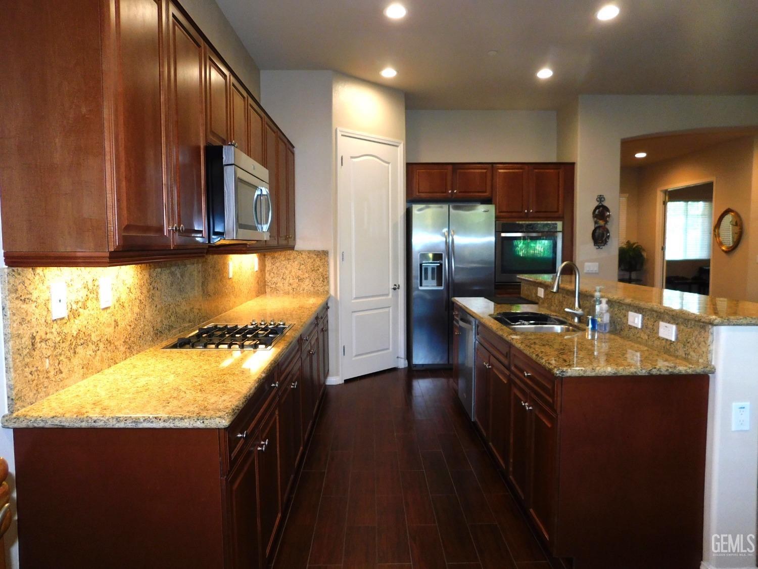 Undisclosed Address Bakersfield, CA 93306 - Photo 6 of 41