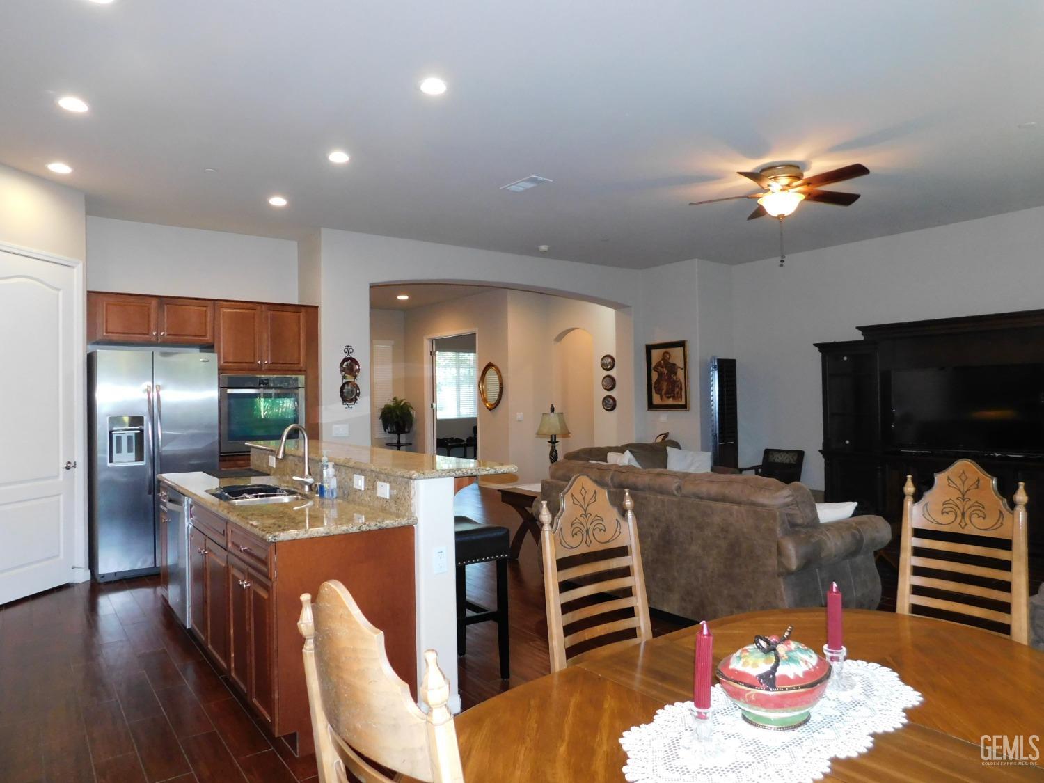 Undisclosed Address Bakersfield, CA 93306 - Photo 7 of 41