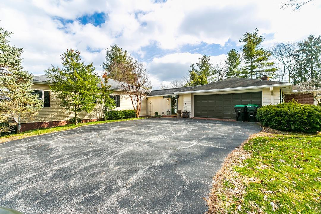 2299 Hume Road Lexington, KY 40516 - Photo 8 of 78 Photo 8