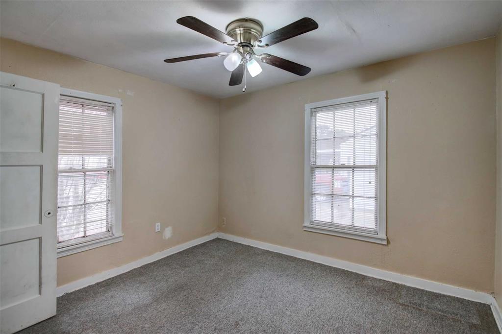 415 Turner Street Cleburne, TX 76033 - Photo 8 of 18