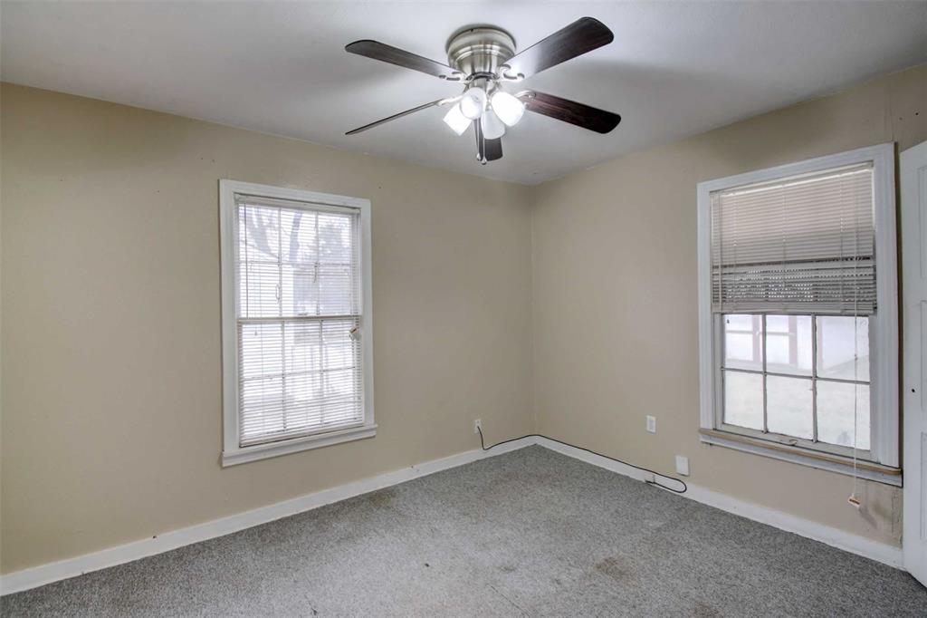 415 Turner Street Cleburne, TX 76033 - Photo 10 of 18