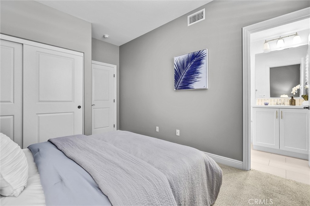 119 Patton Way Tustin, CA 92782 - Photo 22 of 58