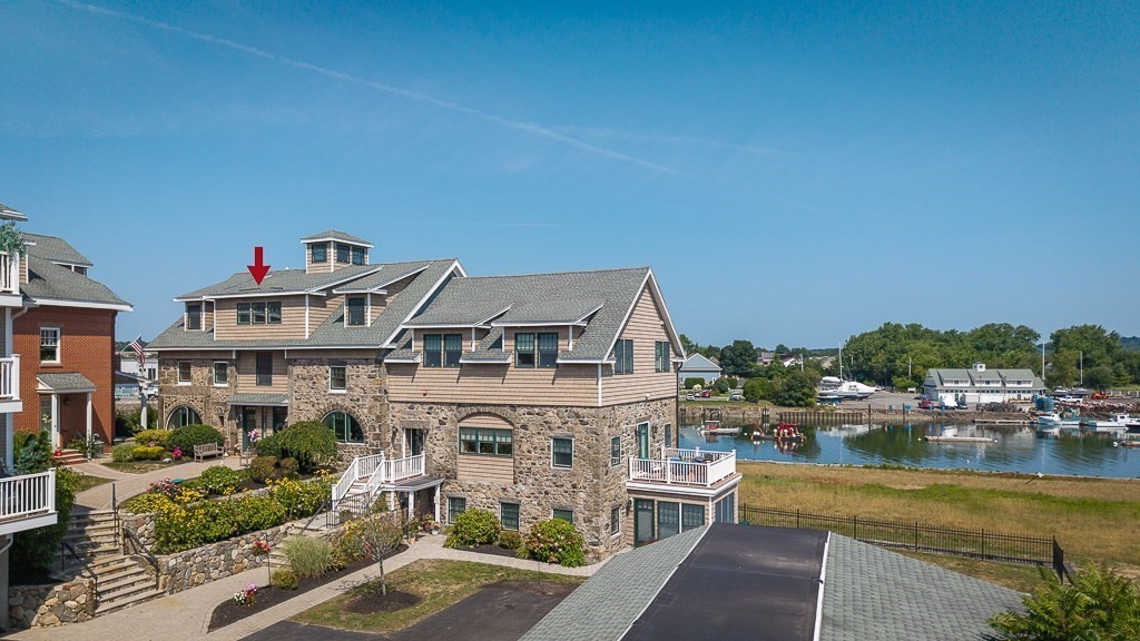 152 Water Street, Unit 13 Danvers, MA 01923 - Photo 3 of 35