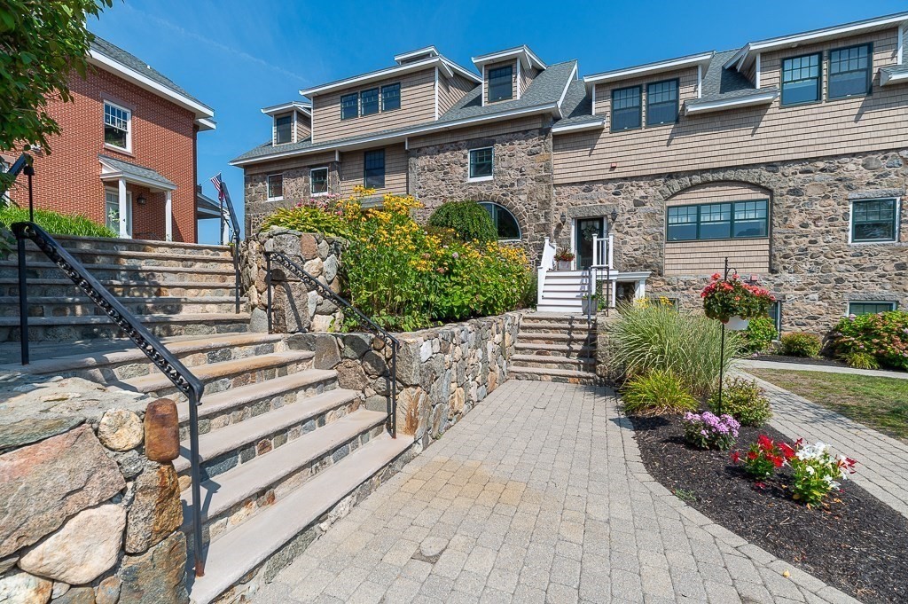152 Water Street, Unit 13 Danvers, MA 01923 - Photo 32 of 35