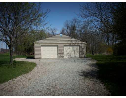 Parking Lot/Garage. WOW!! WHAT A GARAGE**IF A GARAGE IS IMPORTANT TO YOU**YOU MUST SEE THIS ONE!