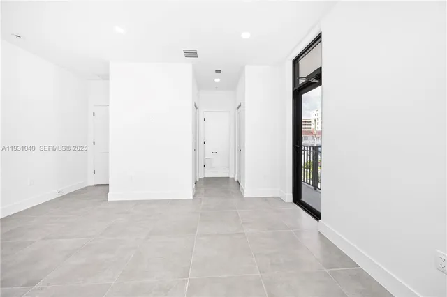 $4,750 | 526 Southwest 2nd Street, Unit 1, Miami, FL 33130