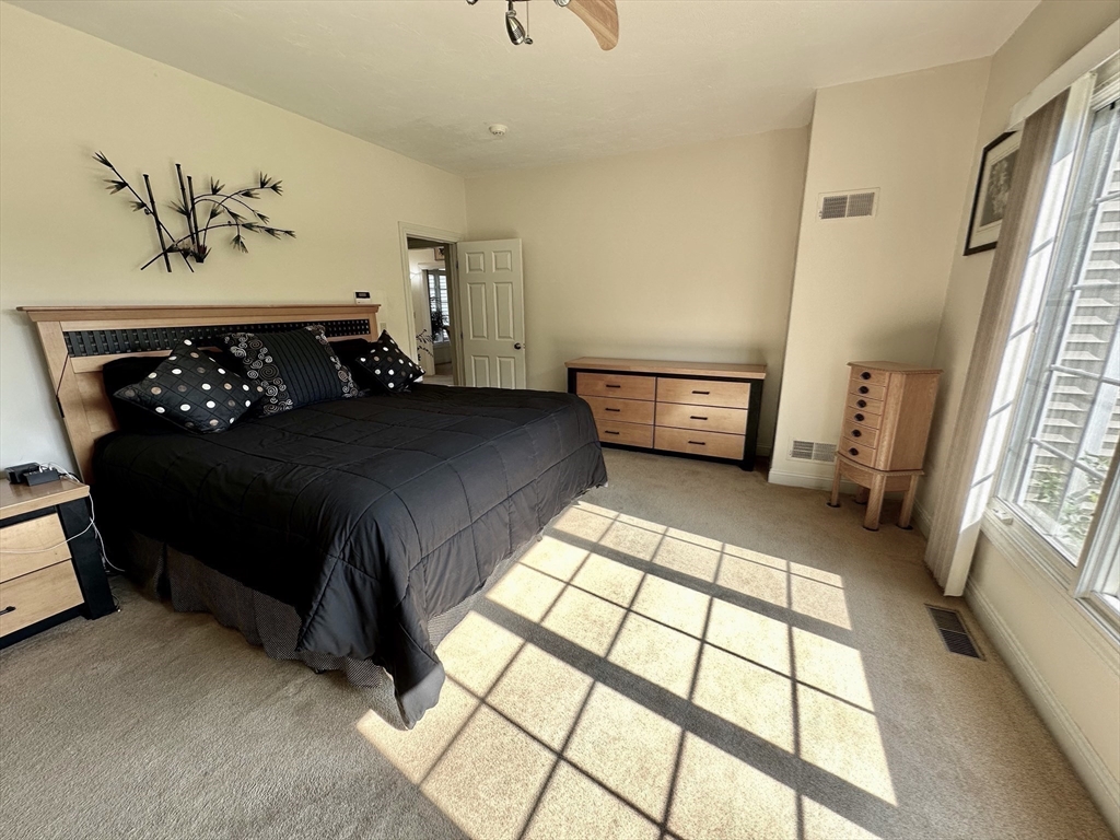 287 Bay Road Easton, MA 02356 - Photo 6 of 42 Gallery Image 6