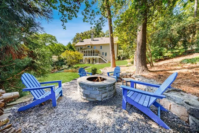 $2,095,000 | 3925 Sheldon Drive Northeast, Atlanta, GA 30342