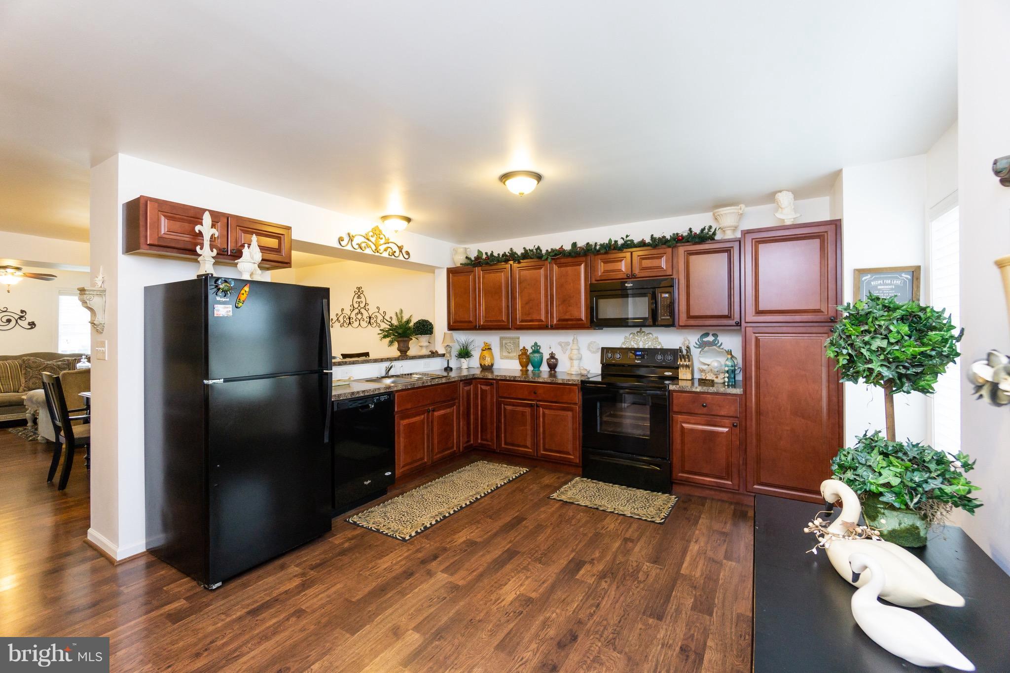 413 East 6th Avenue Ranson, WV 25438 - Photo 3 of 25 Kitchen