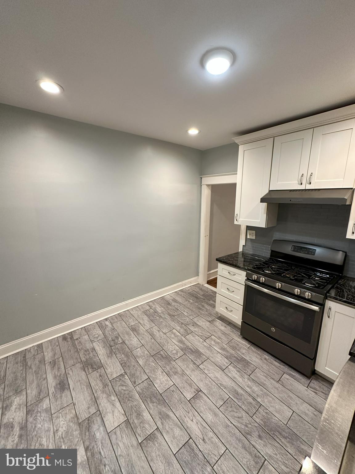 1126 Sanger Street Philadelphia, PA 19124 - Photo 5 of 21 a view of kitchen appliances