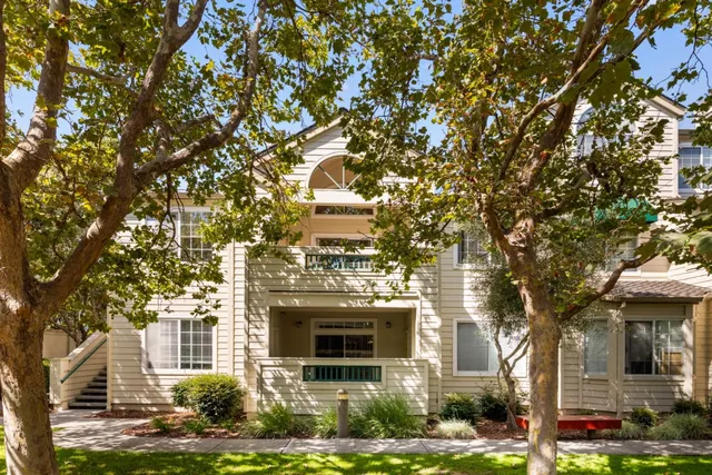 $899,888 | 2604 Hastings Shore Lane, Redwood City, CA 94065