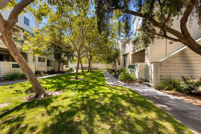 $899,888 | 2604 Hastings Shore Lane, Redwood City, CA 94065