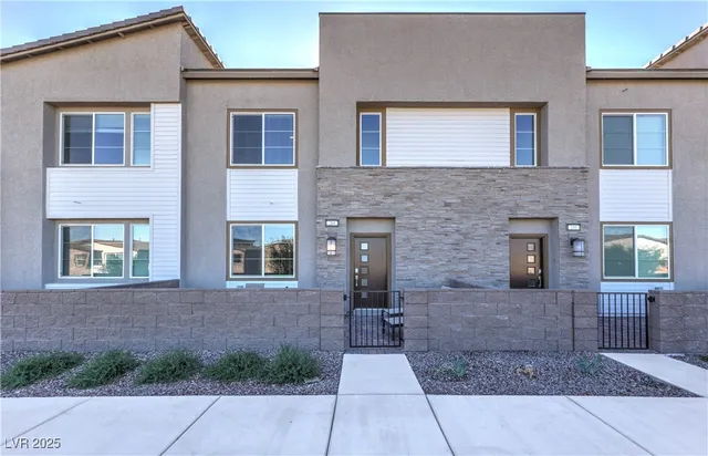 $390,000 | 268 Walsh Peak Avenue, Henderson, NV 89015