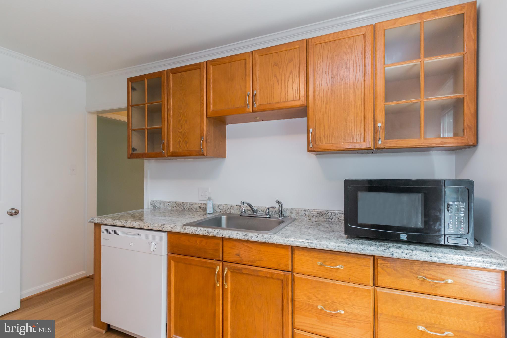 4402 Fernhill Road Silver Spring, MD 20906 - Photo 14 of 29 Kitchen