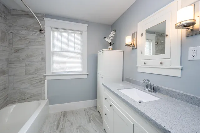 $144,900 | 814 Columbus Avenue, Benton Harbor, MI 49022