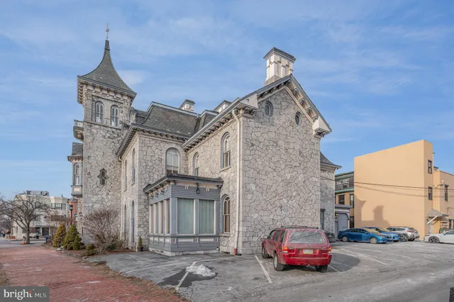 a picture of floor plan