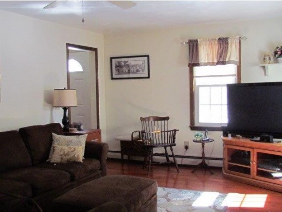 259 Farley Road Hollis, NH 03049 - Photo 5 of 26