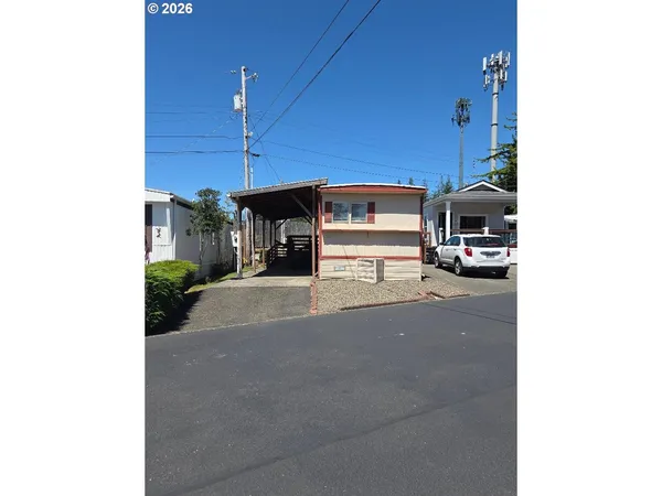 $74,995 | 3175 Pacific Loop, Coos Bay, OR 97420