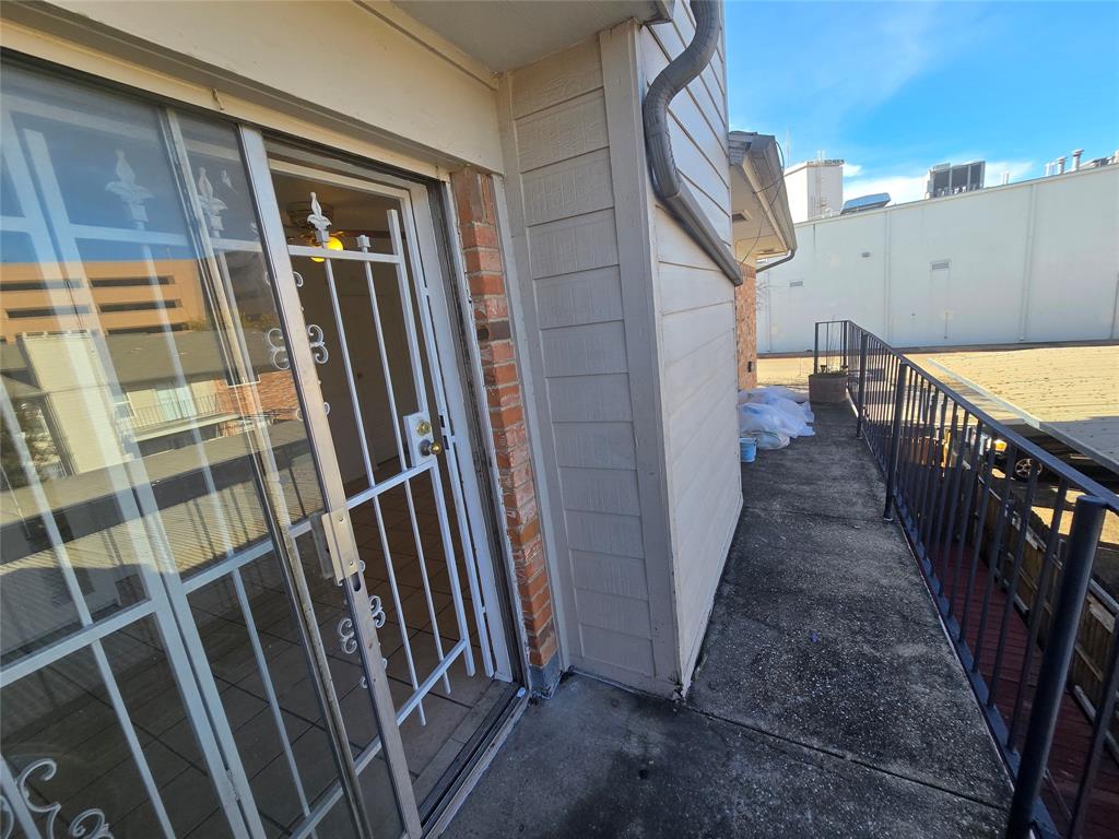 8071 Meadow Road, Unit 218 Dallas, TX 75231 - Photo 8 of 24