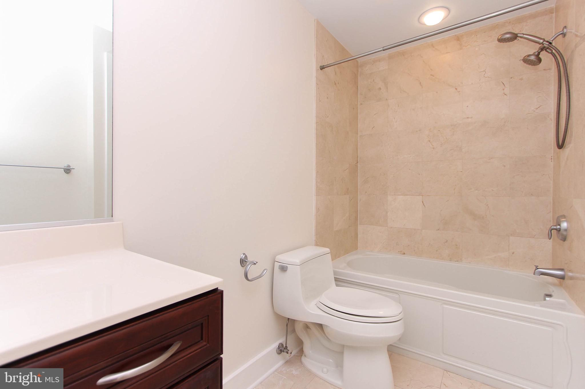 2772 Lighthouse Point East, Unit 202 Baltimore, MD 21224 - Photo 13 of 35 Bathroom