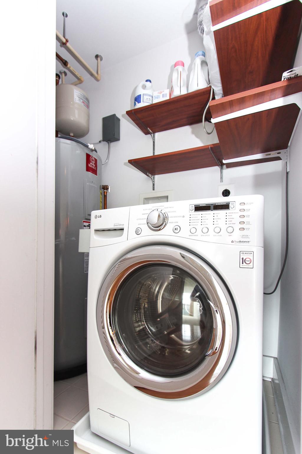 2772 Lighthouse Point East, Unit 202 Baltimore, MD 21224 - Photo 16 of 35 Front Loading Washer / Dryer Combo