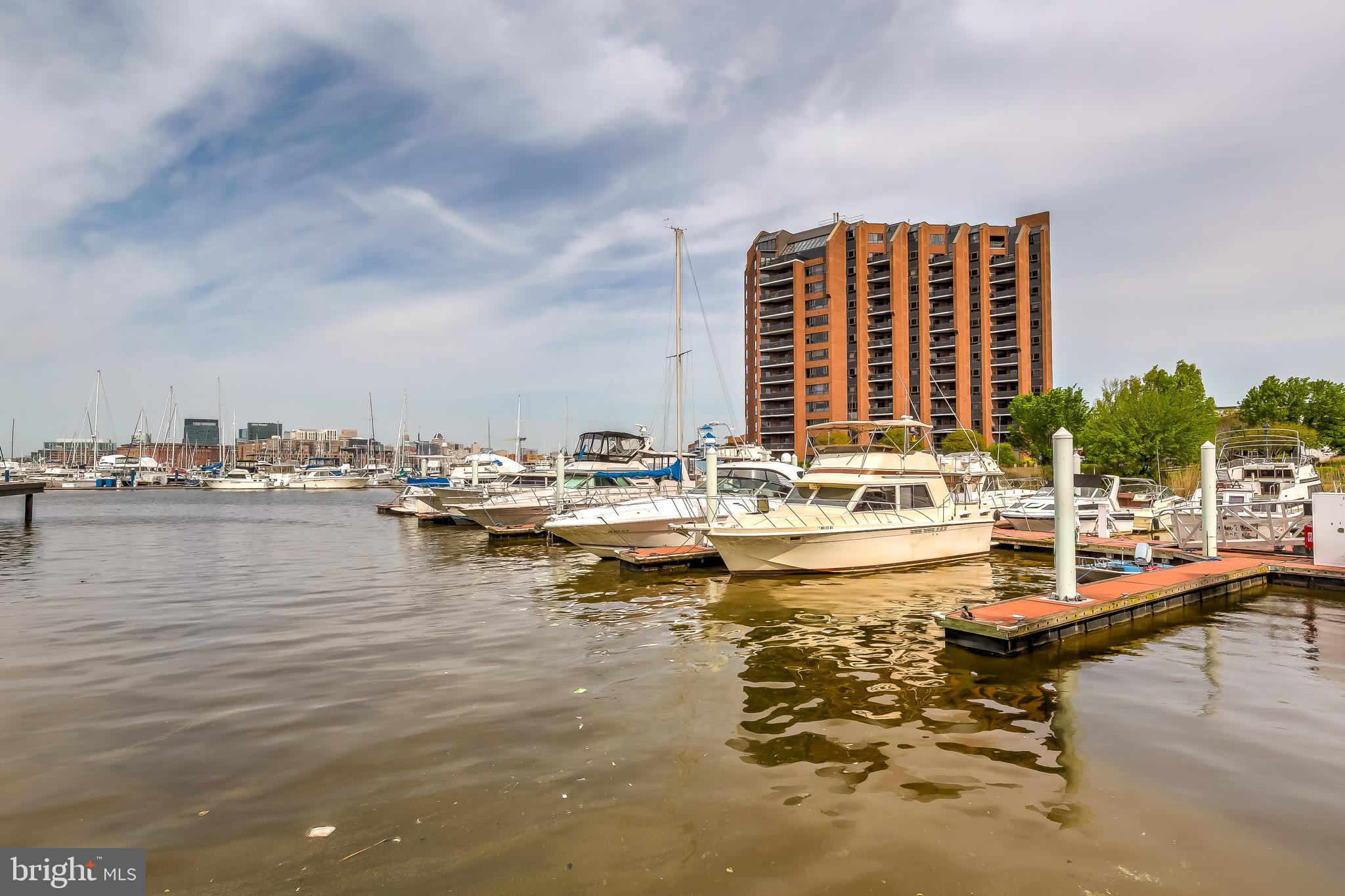 2772 Lighthouse Point East, Unit 202 Baltimore, MD 21224 - Photo 25 of 35 side of building
